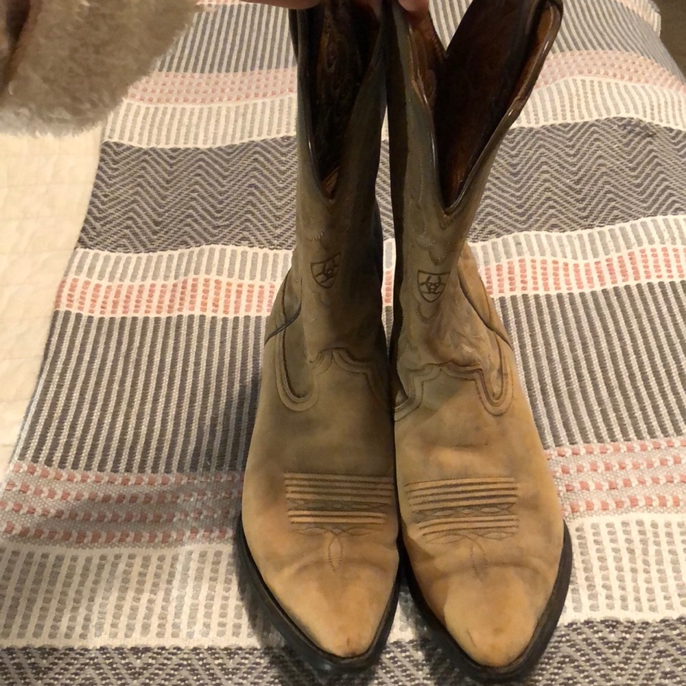 Ariat cowboy boots